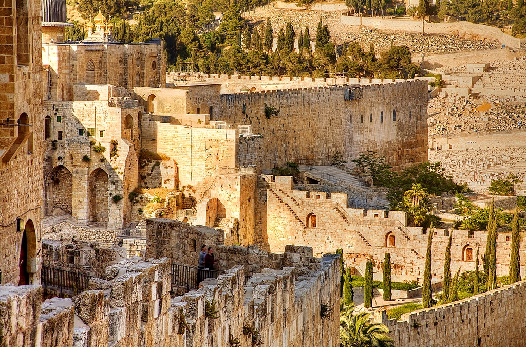 Cav Travels ISRAEL22 - Jerusalem Old City Walls