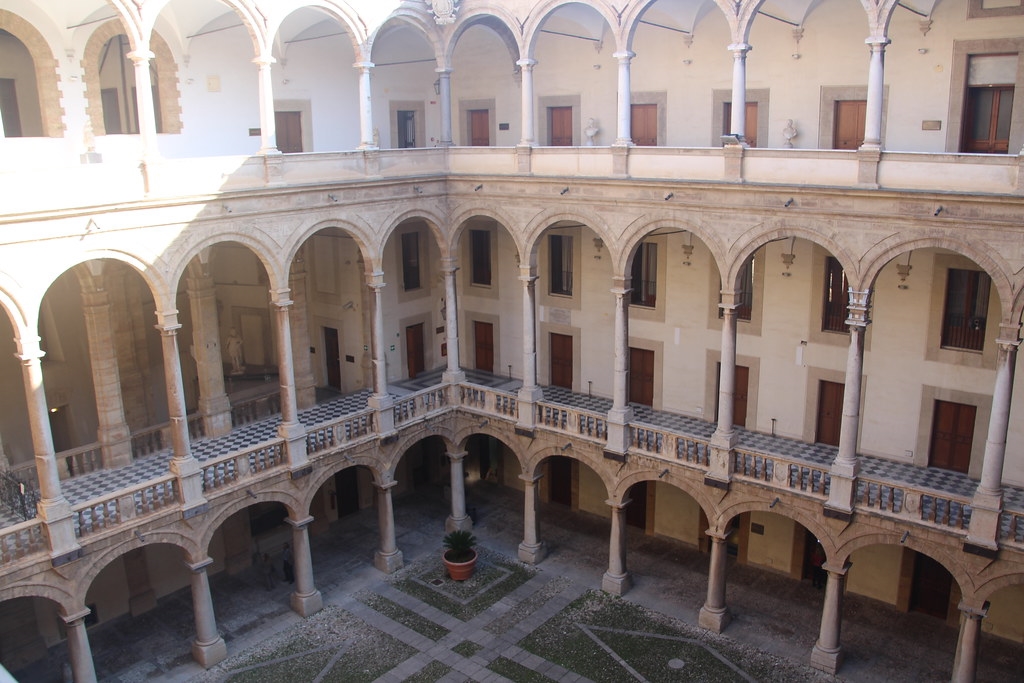 Cav Travels SICILY22 - Palazzo Reale Palermo